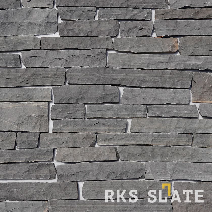 Фасадный облицовочный камень Sagar Black Sandstone Strips в Калуге