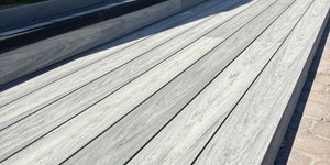 Ступень из ДПК Bamberg English Barnwood веранда ресторана Severs One в Белгороде (20)