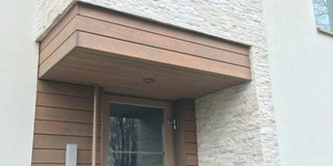 3D панели из натурального камня Кварцит Beige Quartz Classic от бренда  RKS SLATE фото фасада из камня бежевого (2)