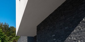 Фасадный камень для облицовки дома 3D панели RKS SLATE Сланец Black Rockface купить (5)