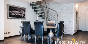 Отделка стены лестницы камнем 3D панели RKS SLATE Кварцит White Quartz Classic смотреть фото (4)